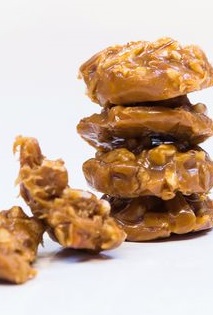 PRALINE, INDIVIDUAL CHEWY PECAN PRALINE